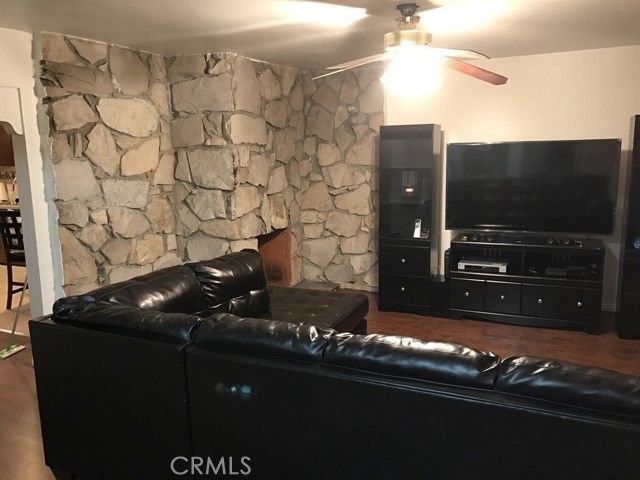 3887 S Van Ness Avenue, Los Angeles, CA 90062