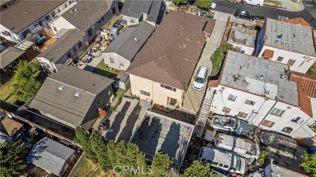 3887 S Van Ness Avenue, Los Angeles, CA 90062