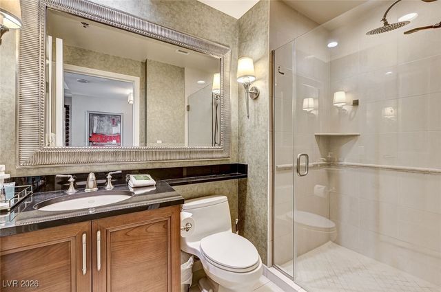 135 East Harmon Avenue 2721, Las Vegas, NV 89109