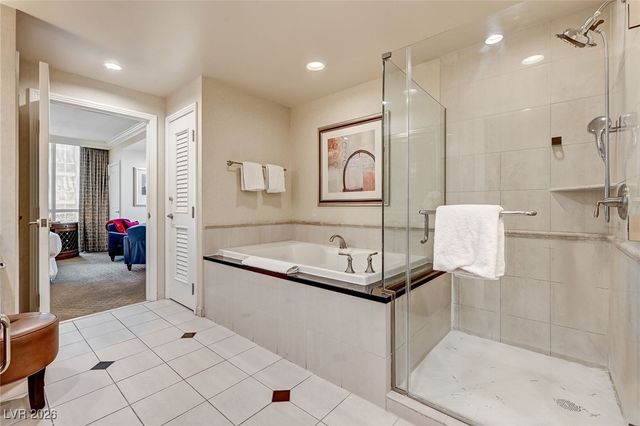 135 East Harmon Avenue 2721, Las Vegas, NV 89109