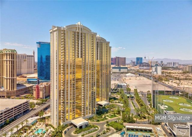 135 East Harmon Avenue 2721, Las Vegas, NV 89109