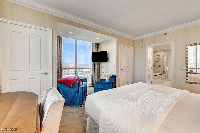 135 East Harmon Avenue 2721, Las Vegas, NV 89109