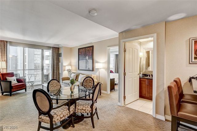 135 East Harmon Avenue 2721, Las Vegas, NV 89109