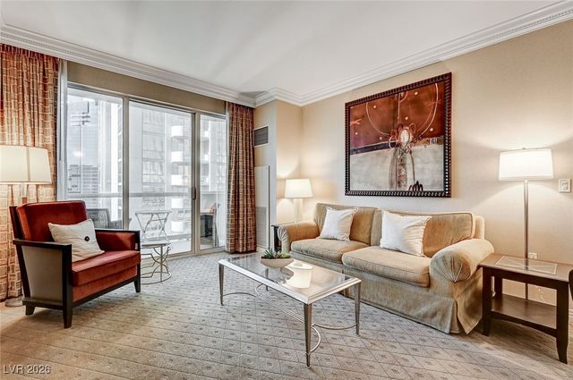 135 East Harmon Avenue 2721, Las Vegas, NV 89109