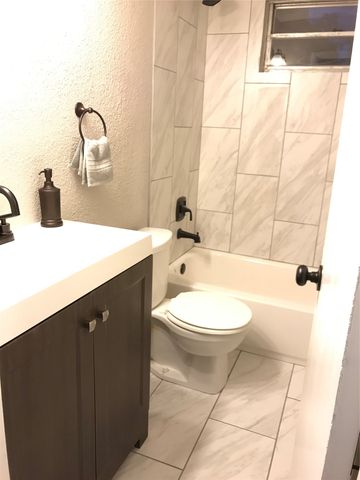1502 Dale Place, Irving, TX 75061