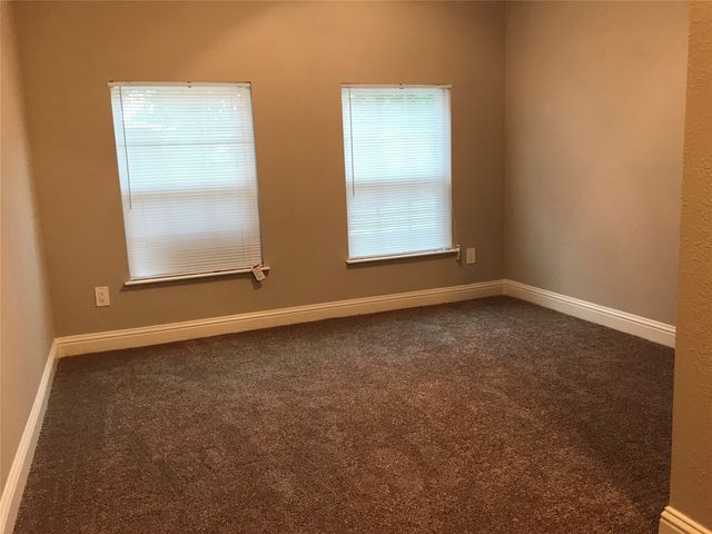 1502 Dale Place, Irving, TX 75061