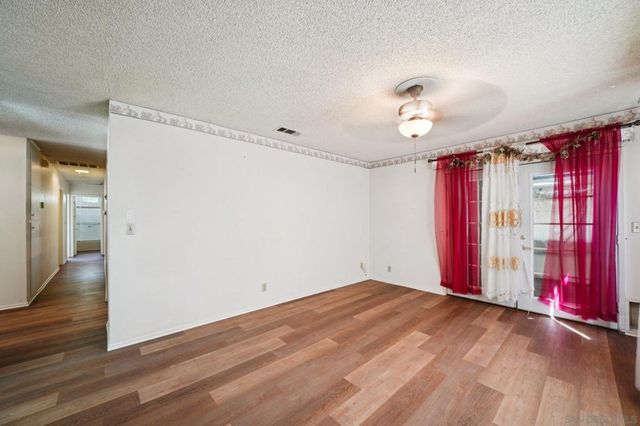 27920 Lexington Court, Menifee, CA 92586