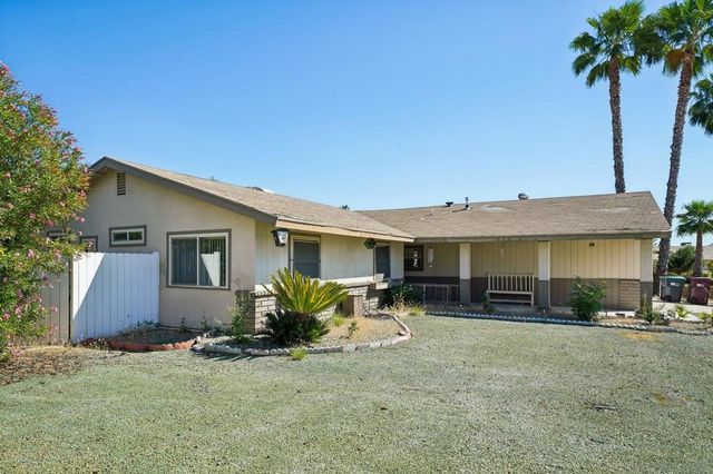 27920 Lexington Court, Menifee, CA 92586