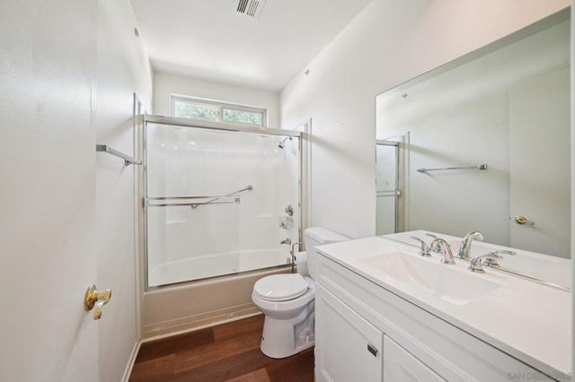 27920 Lexington Court, Menifee, CA 92586