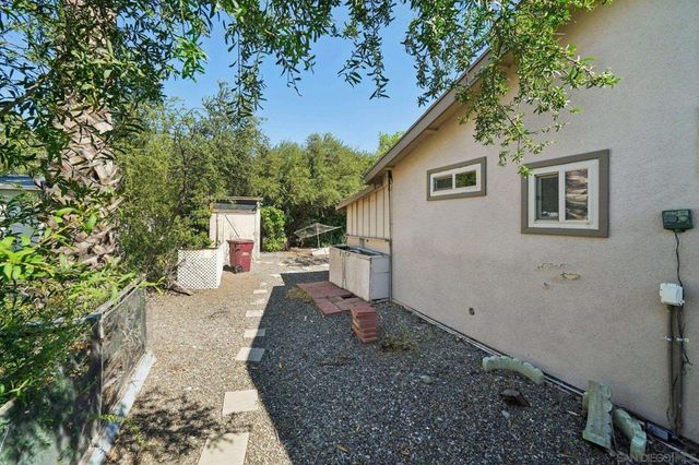 27920 Lexington Court, Menifee, CA 92586