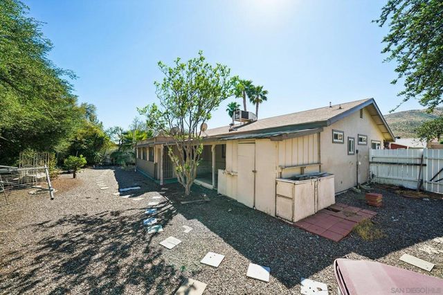 27920 Lexington Court, Menifee, CA 92586