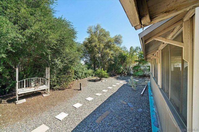 27920 Lexington Court, Menifee, CA 92586