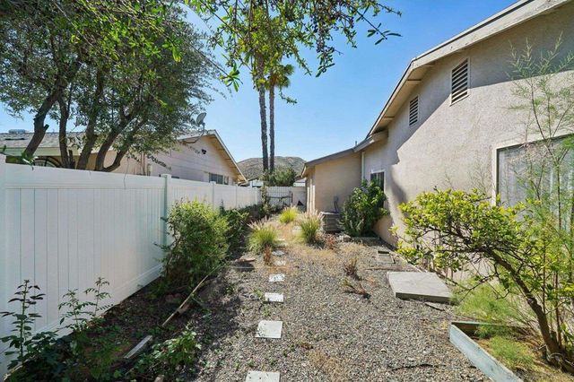 27920 Lexington Court, Menifee, CA 92586