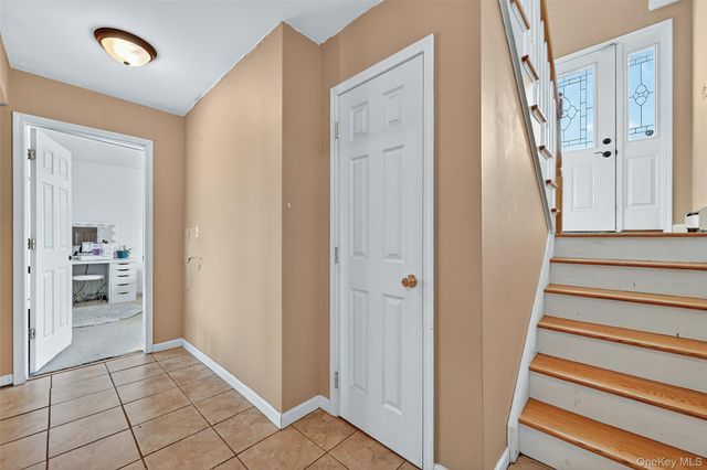 913 Silver Lake Sctn Road, Middletown, NY 10941