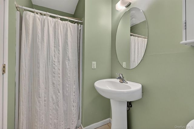 913 Silver Lake Sctn Road, Middletown, NY 10941