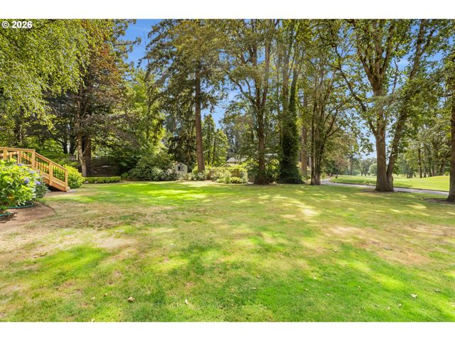 965 Ne 34TH Pl, Canby, OR 97013
