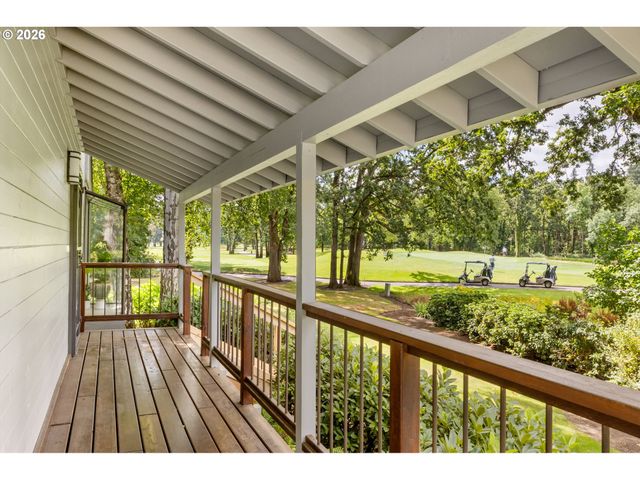 965 Ne 34TH Pl, Canby, OR 97013
