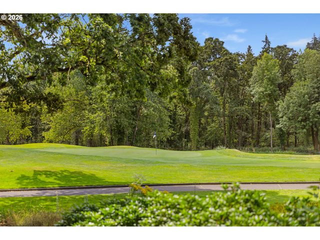 965 Ne 34TH Pl, Canby, OR 97013