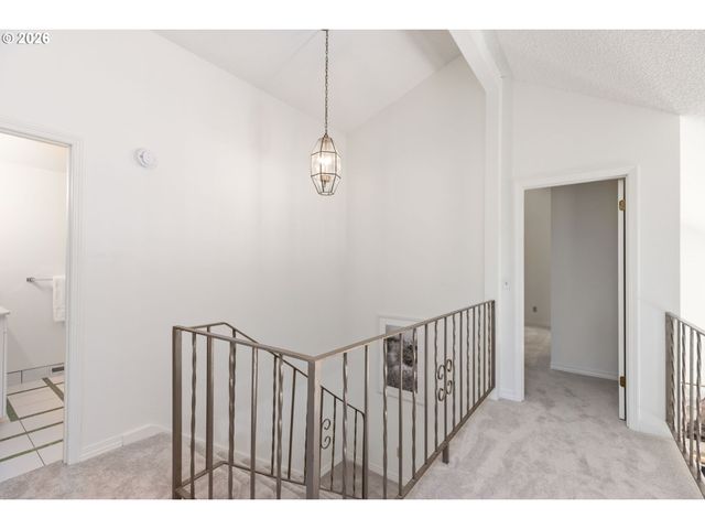 965 Ne 34TH Pl, Canby, OR 97013
