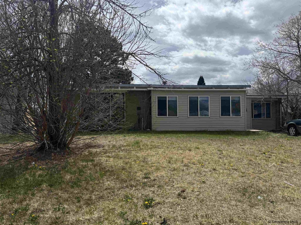 1955 NEWTON DR, Cheyenne, WY 82001