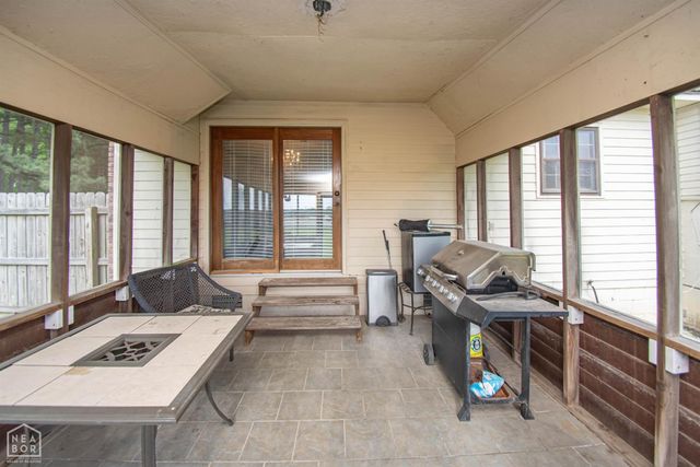 1009 pomona, Jonesboro, AR 72401
