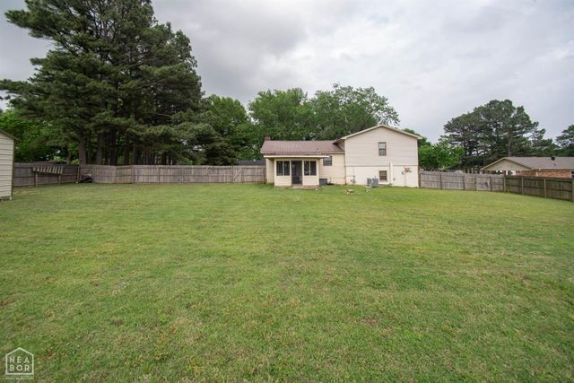 1009 pomona, Jonesboro, AR 72401