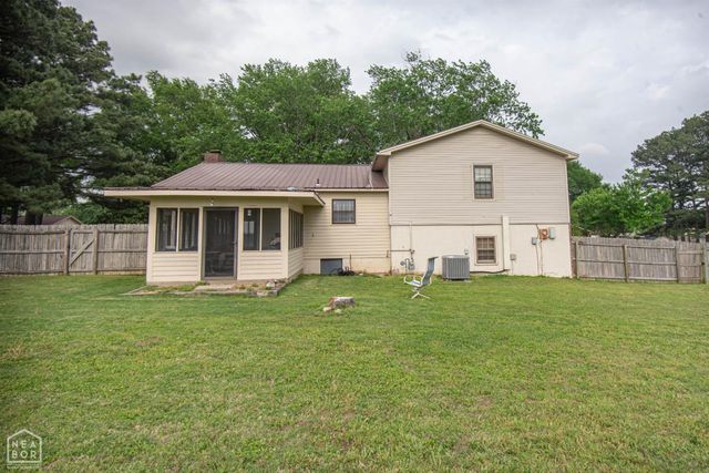 1009 pomona, Jonesboro, AR 72401