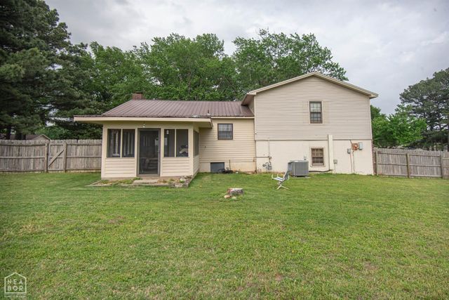 1009 pomona, Jonesboro, AR 72401