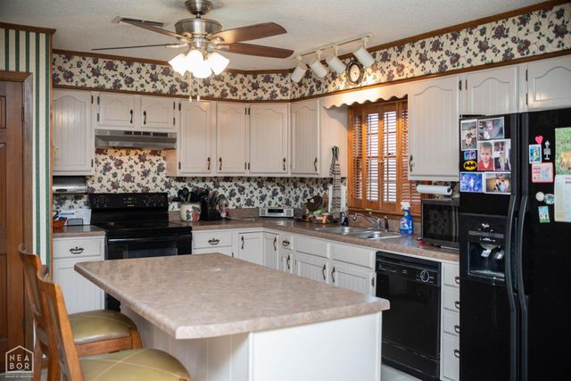 1009 pomona, Jonesboro, AR 72401