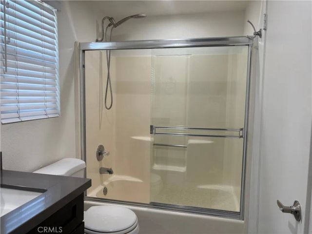 17 E Plymouth B, Long Beach, CA 90805
