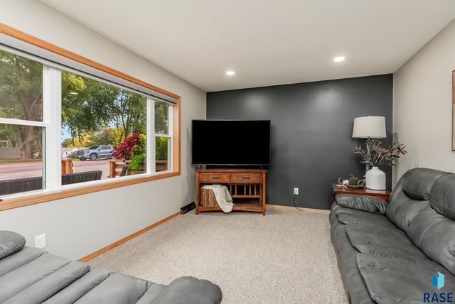 209 E 5th St Street, Crooks, SD 57020