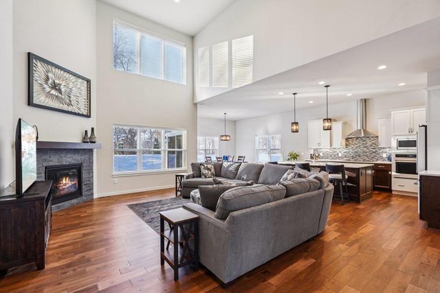 835 Mocha Way, Verona, WI 53593