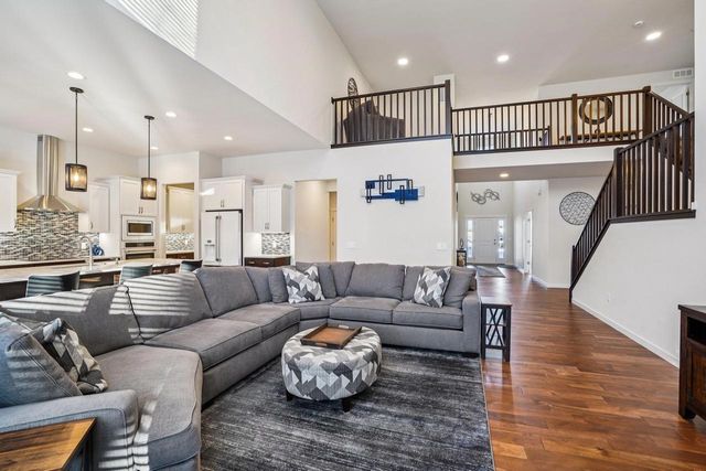 835 Mocha Way, Verona, WI 53593