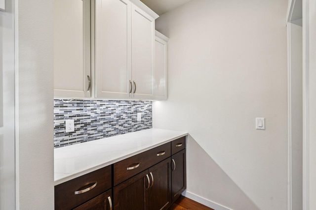 835 Mocha Way, Verona, WI 53593