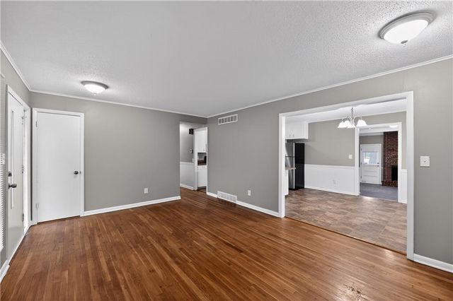 6508 Hardy Avenue, Raytown, MO 64133
