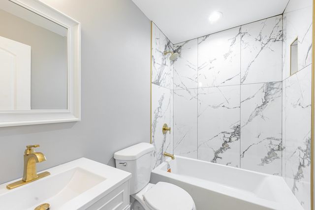 1539 S Christiana Avenue, Chicago, IL 60623