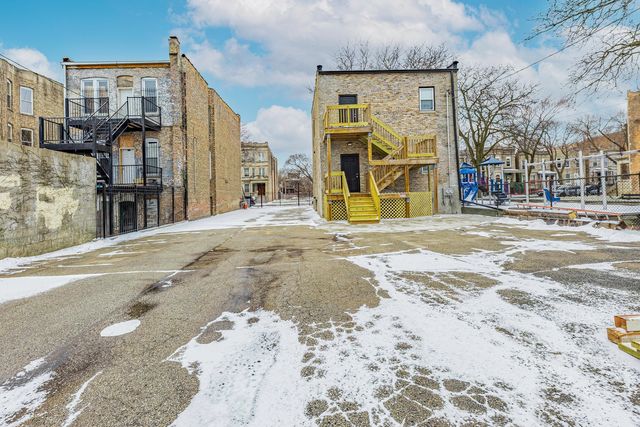 1539 S Christiana Avenue, Chicago, IL 60623