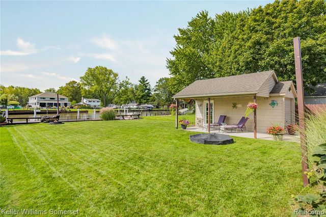 32880 Killewald Street, Chesterfield, MI 48047