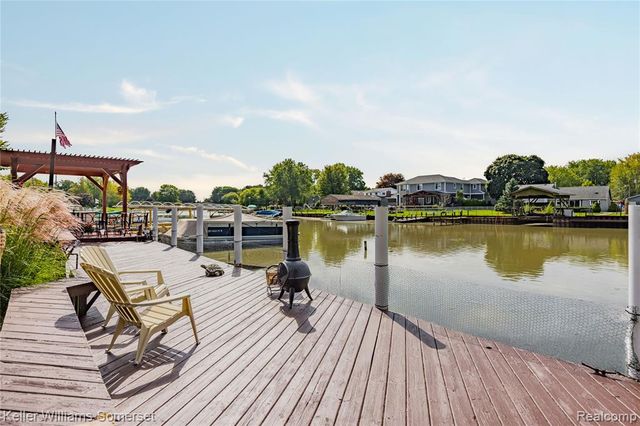 32880 Killewald Street, Chesterfield, MI 48047