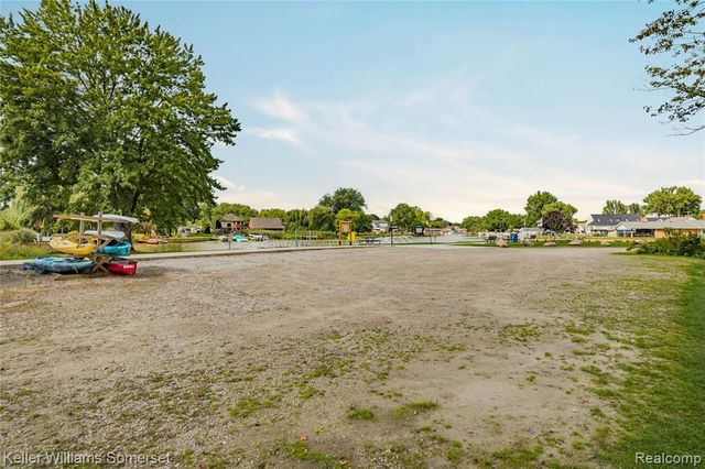 32880 Killewald Street, Chesterfield, MI 48047