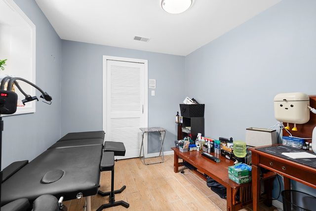 210 ALPS RD, Wayne, NJ 07470