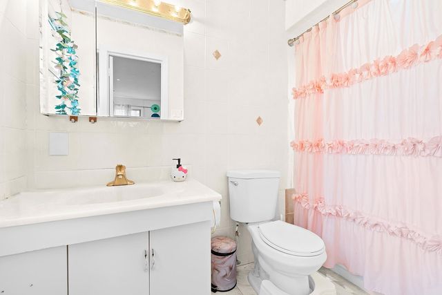 210 ALPS RD, Wayne, NJ 07470
