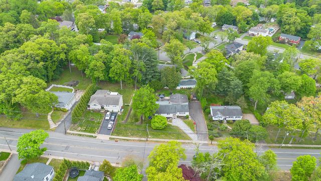 210 ALPS RD, Wayne, NJ 07470