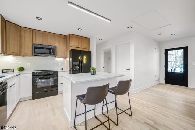 132 Upper High Crest Dr, West Milford Twp., NJ 07480