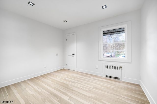 132 Upper High Crest Dr, West Milford Twp., NJ 07480