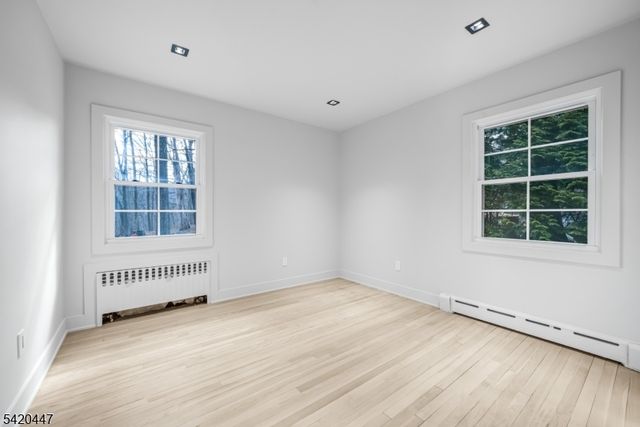 132 Upper High Crest Dr, West Milford Twp., NJ 07480