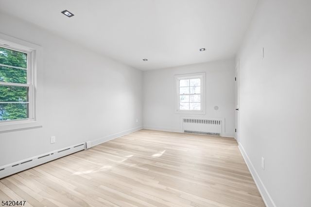 132 Upper High Crest Dr, West Milford Twp., NJ 07480