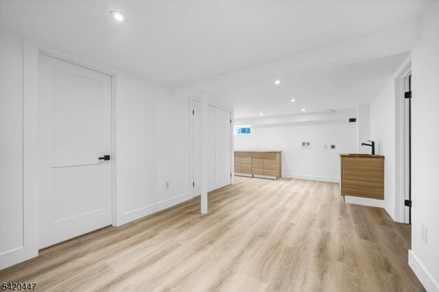 132 Upper High Crest Dr, West Milford Twp., NJ 07480