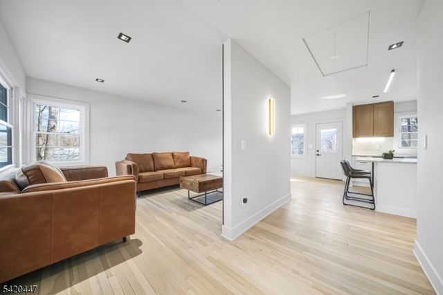 132 Upper High Crest Dr, West Milford Twp., NJ 07480