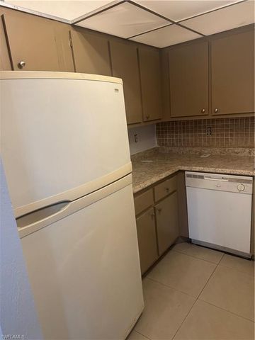 1830 Maravilla AVE # 811, Fort Myers, FL 33901